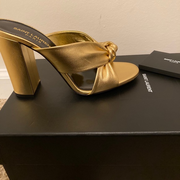 COPY - Saint Laurent Bianca Knotted Metallic Leather Mule - Picture 4 of 9